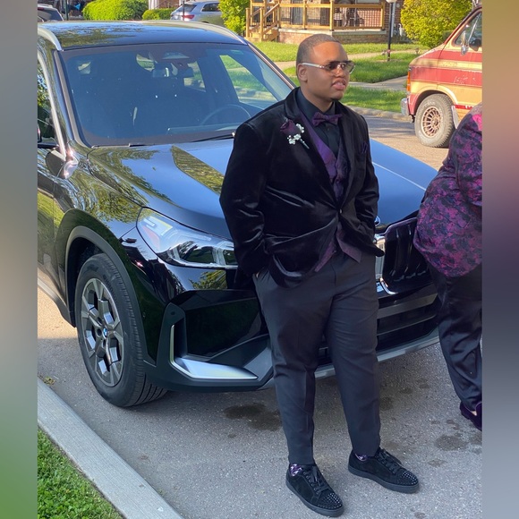 Meet your Posher, Ray - Picture 6 of 7